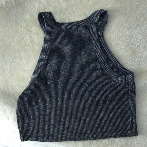 F21 CROP TOP - Picture 2 of 2